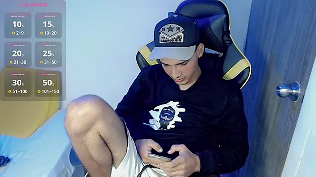 yankees  online show from September 12, 4:45 am