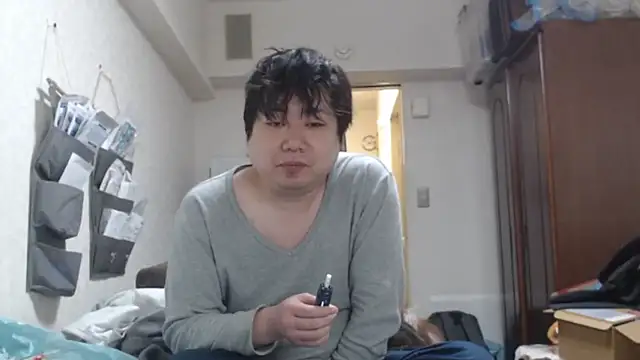 raterate555 online show from March 8, 3:21 am