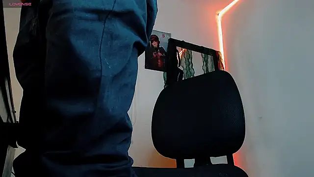 liamty luxor online show from February 7, 6:31 am