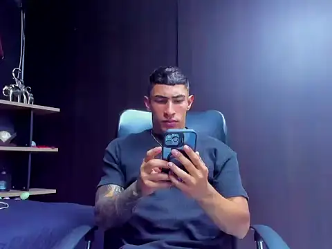 adrian ray online show from December 3, 6:14 pm