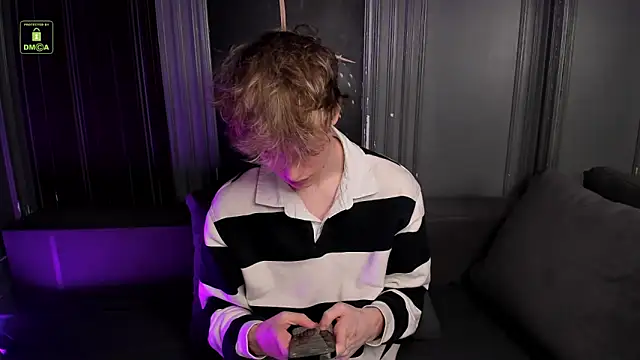 Kevin Garsia online show from April 14, 8:30 pm