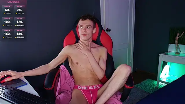 Brad Myles online show from October 3, 3:17 pm