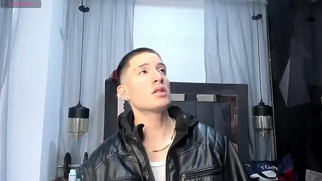 HunterHeat  online show from April 28, 11:59 am