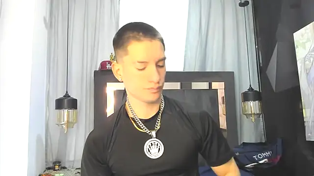 HunterHeat  online show from April 11, 12:52 pm