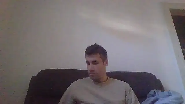 JulioIsHere4you online show from January 16, 10:40 am