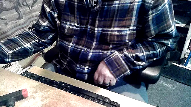 georgew62 online show from February 15, 4:18 am