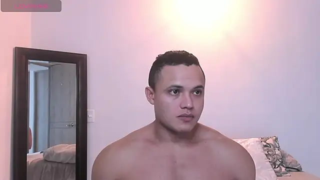 KingLevi01 online show from September 12, 2:39 pm