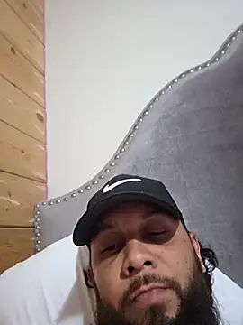 addiel21 online show from August 5, 8:03 pm