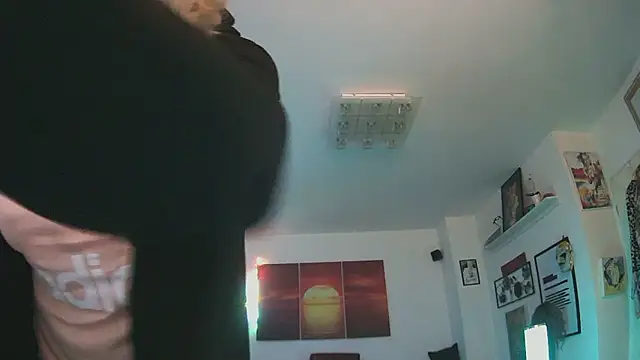 hellgirl1980 online show from October 19, 8:01 pm