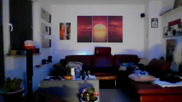 hellgirl1980 online show from October 3, 12:26 am