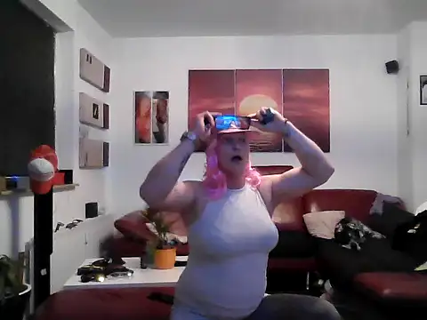 hellgirl1980 online show from October 1, 8:46 pm