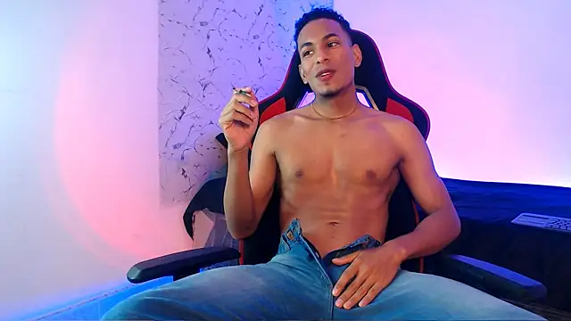 lorian vikel online show from November 19, 10:20 pm