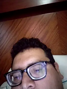 Santiagoqro85 online show from October 2, 1:15 pm