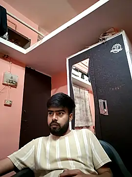 soniriyaa010101 online show from March 29, 2:39 pm