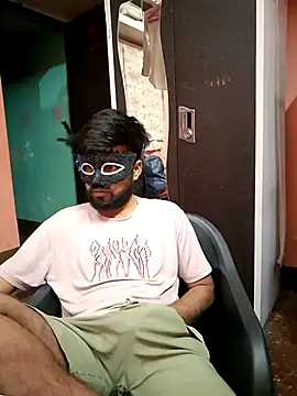 soniriyaa010101 online show from March 3, 8:05 pm