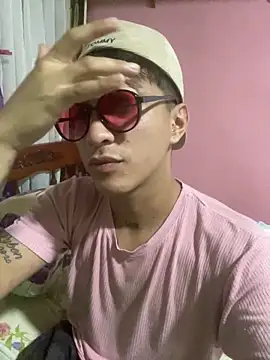 Snapshot of Ismaa__98 chatting on October 17, 8:02 pm Ismaa 98 online show from October 17, 8:02 pm
