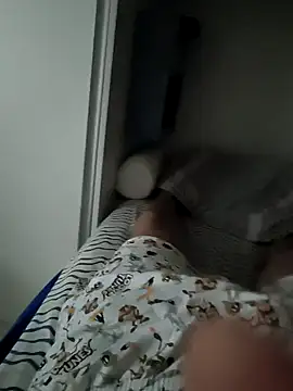 Enriquee147 online show from April 21, 12:44 pm