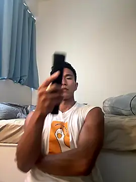 Snapshot of gooodboiii chatting on September 11, 9:30 am gooodboiii online show from September 11, 9:30 am