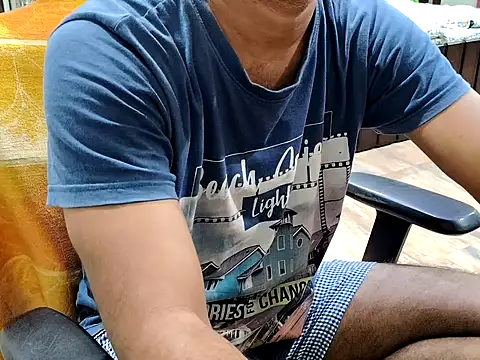 Snapshot of ZoroArcher chatting on October 26, 5:59 pm ZoroArcher online show from October 26, 5:59 pm