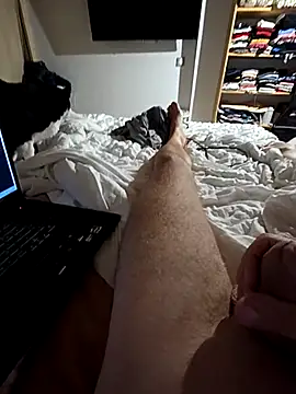 Snapshot of roi-du-silence chatting on October 15, 10:28 pm roi-du-silence online show from October 15, 10:28 pm