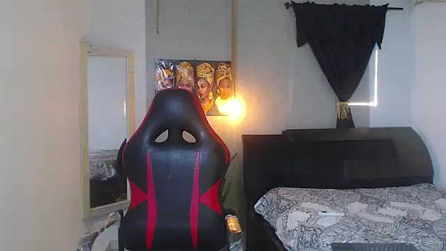 Snapshot of fire_drako_ chatting on October 9, 1:38 pm fire drako online show from October 9, 1:38 pm