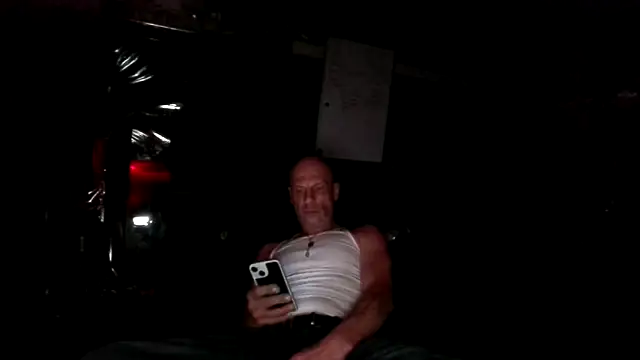 Jaycloudedview online show from April 24, 8:49 am