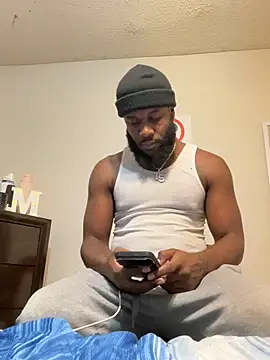 nymphoandthebeast69 online show from December 3, 7:31 pm