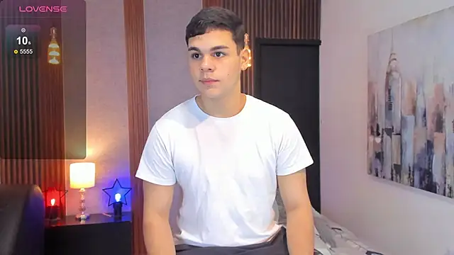 james jonnes online show from December 1, 12:30 pm