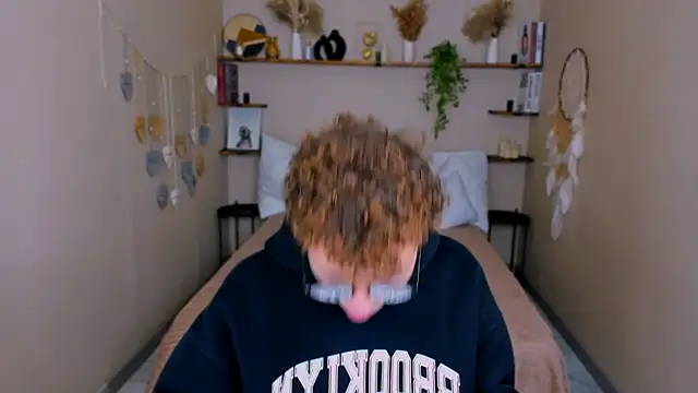 NathanCurl online show from November 18, 10:30 am