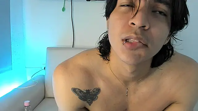 toji luxxer online show from October 19, 4:06 am