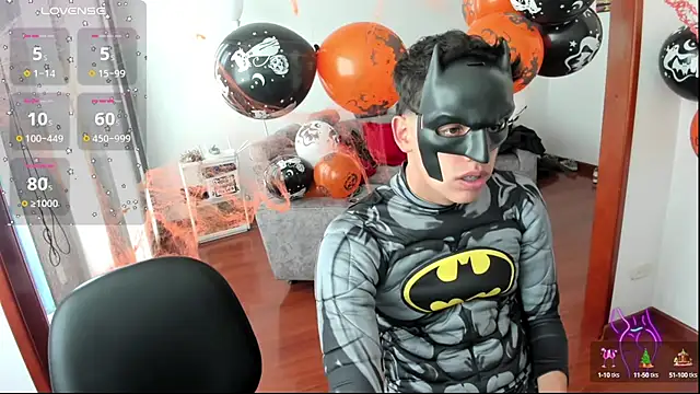 mattebret11 online show from October 31, 4:21 pm