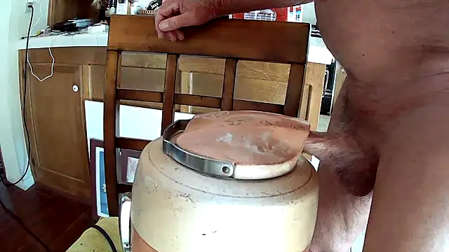 Nataku10 online show from March 9, 10:15 pm