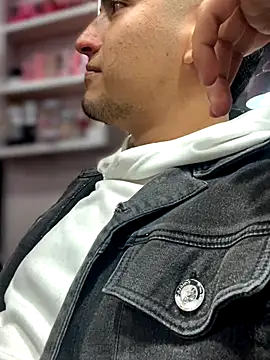 tomy hot20 online show from November 23, 2:00 am