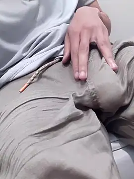 Snapshot of oi_novin2 chatting on September 30, 10:57 pm oi novin2 online show from September 30, 10:57 pm