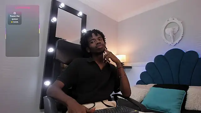 AllexJacob online show from October 22, 1:26 pm