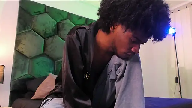 AllexJacob online show from February 5, 7:54 pm