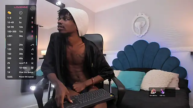 AllexJacob online show from October 25, 1:57 pm