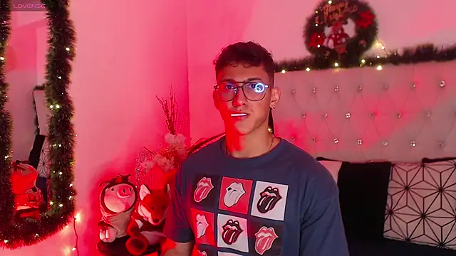 SalvadorFit online show from December 17, 8:37 pm