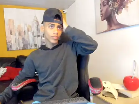 Snapshot of franco_clark chatting on October 6, 2:16 am franco clark online show from October 6, 2:16 am