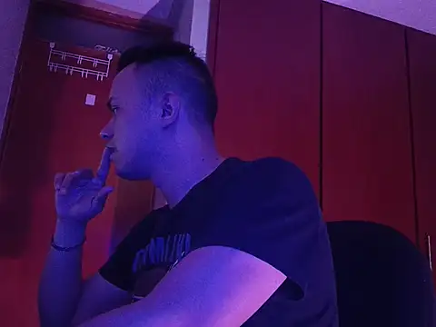 asmodeo001 online show from September 22, 10:09 pm