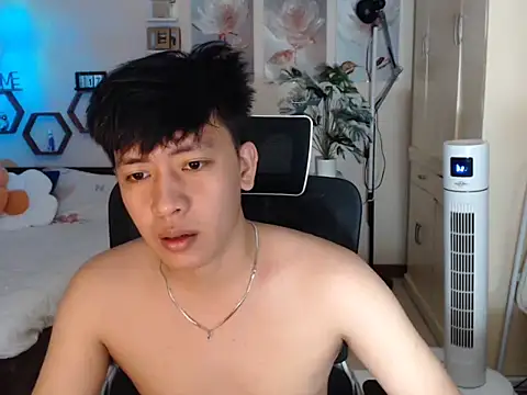 niel cumshow online show from January 7, 8:03 pm