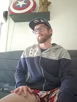 nymphomaniecouple online show from April 15, 11:32 am