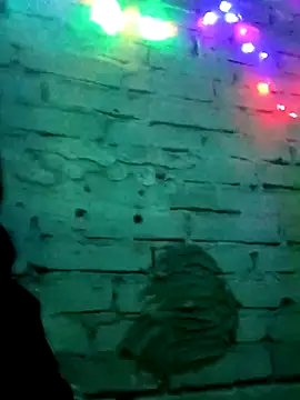 HungHangup online show from November 7, 4:10 pm