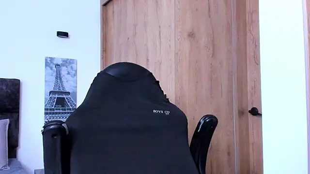 binmontana  online show from April 26, 1:52 pm