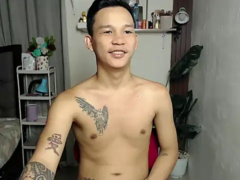 asianmonstercock05 online show from April 2, 5:48 am