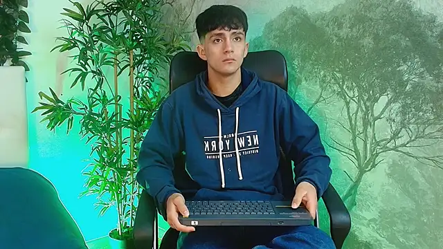 Axel Draven online show from October 21, 11:35 am