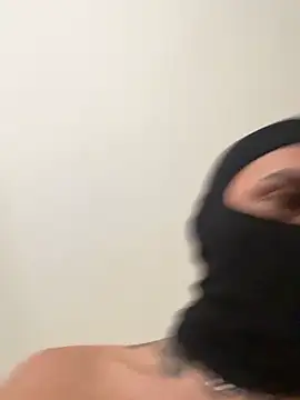 Verganegra98 online show from December 3, 4:13 pm