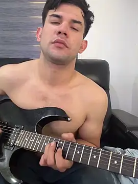 Moisesjrtapia online show from February 25, 9:16 pm