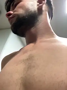 Moisesjrtapia online show from April 12, 10:06 am