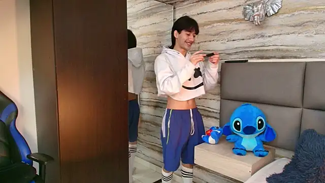 Lovers 21 online show from December 5, 3:24 am